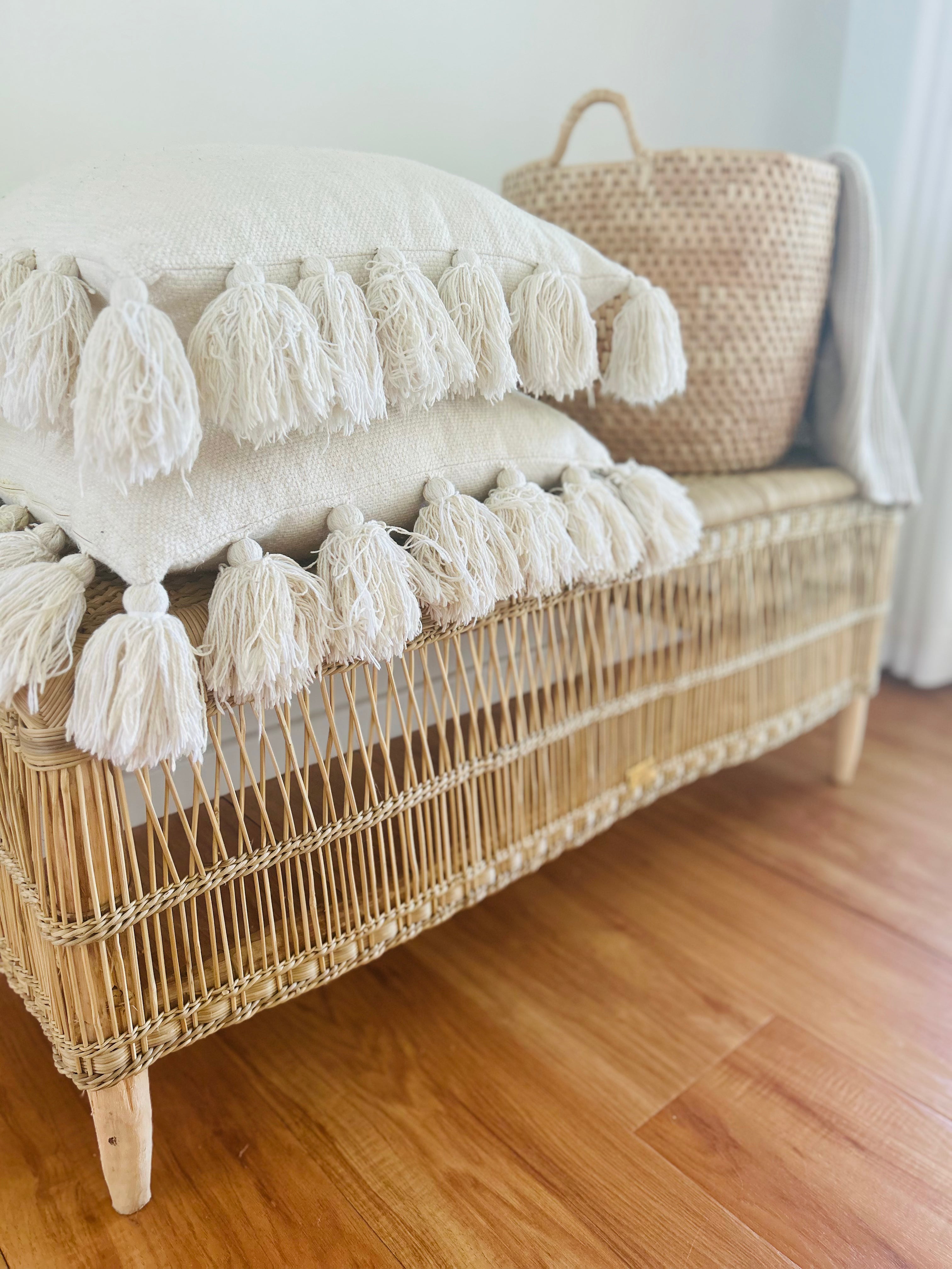 Traditional Open-Weave Coffee Table/Bench