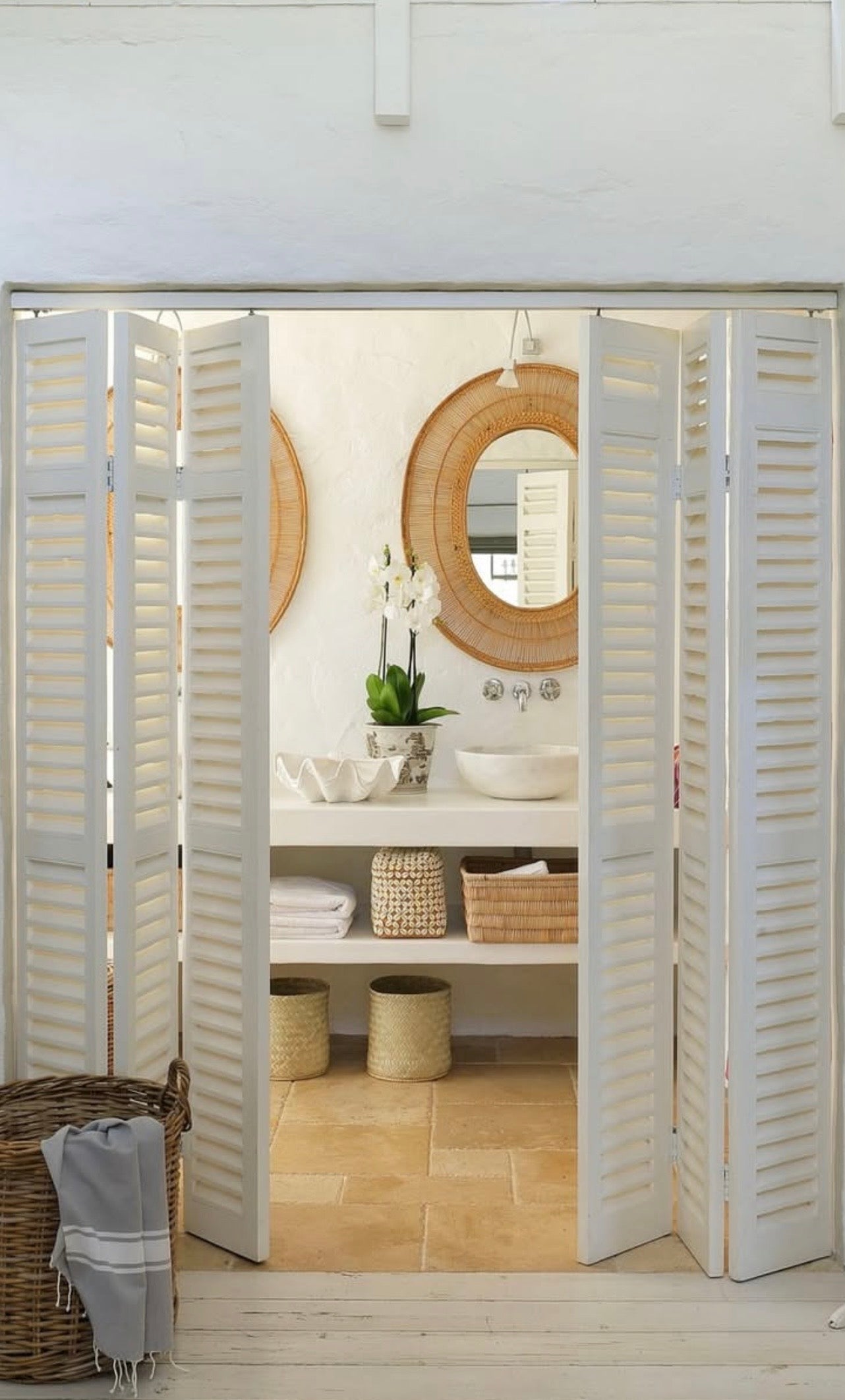 Traditional Oval Woven Cane Mirror