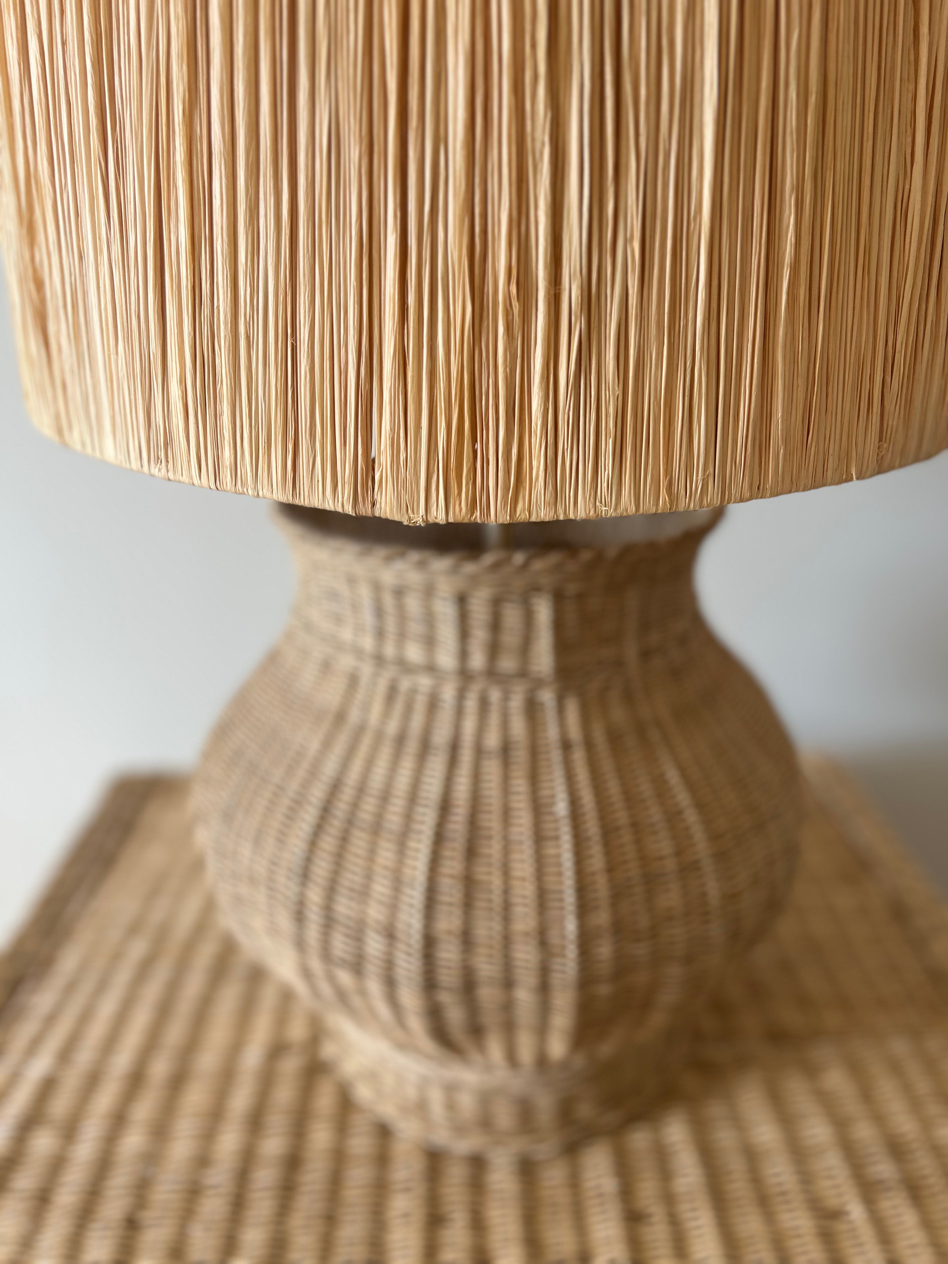 Kulu Table Lamp