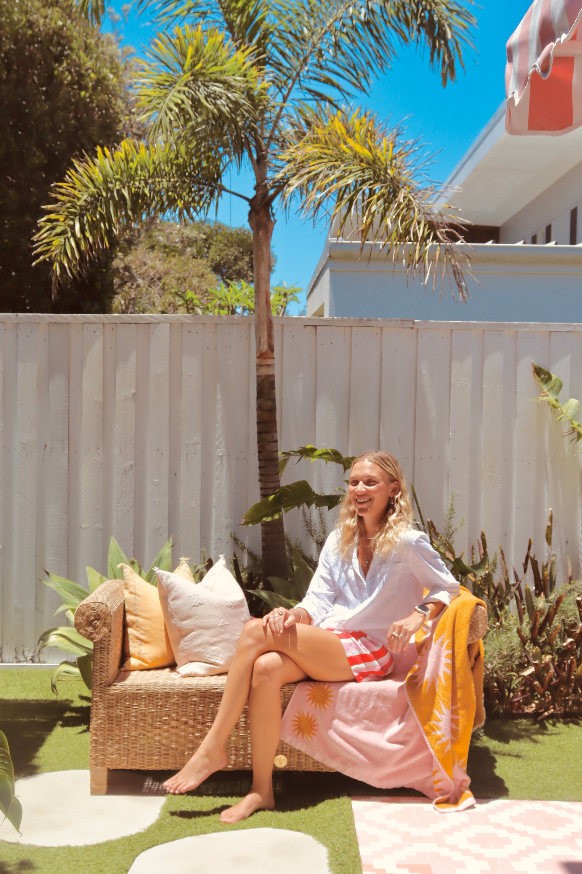 Ottoman | Woven Chaise Lounge