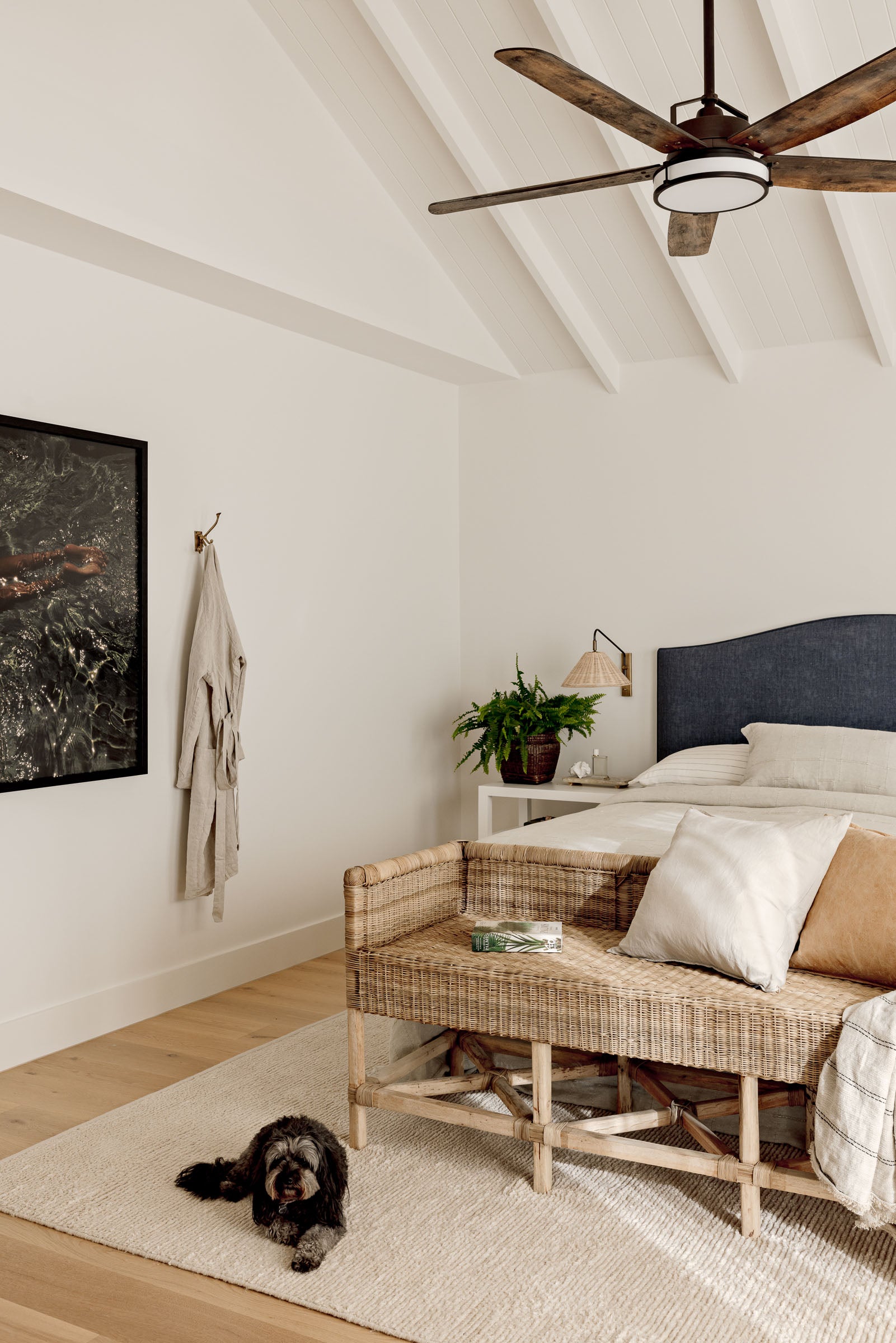 woven balcony bench seat in master bedroom