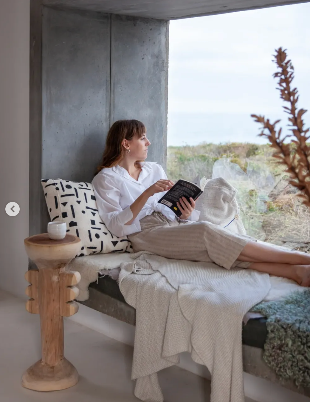 Simbiti Drink Stand/Bedside Stool