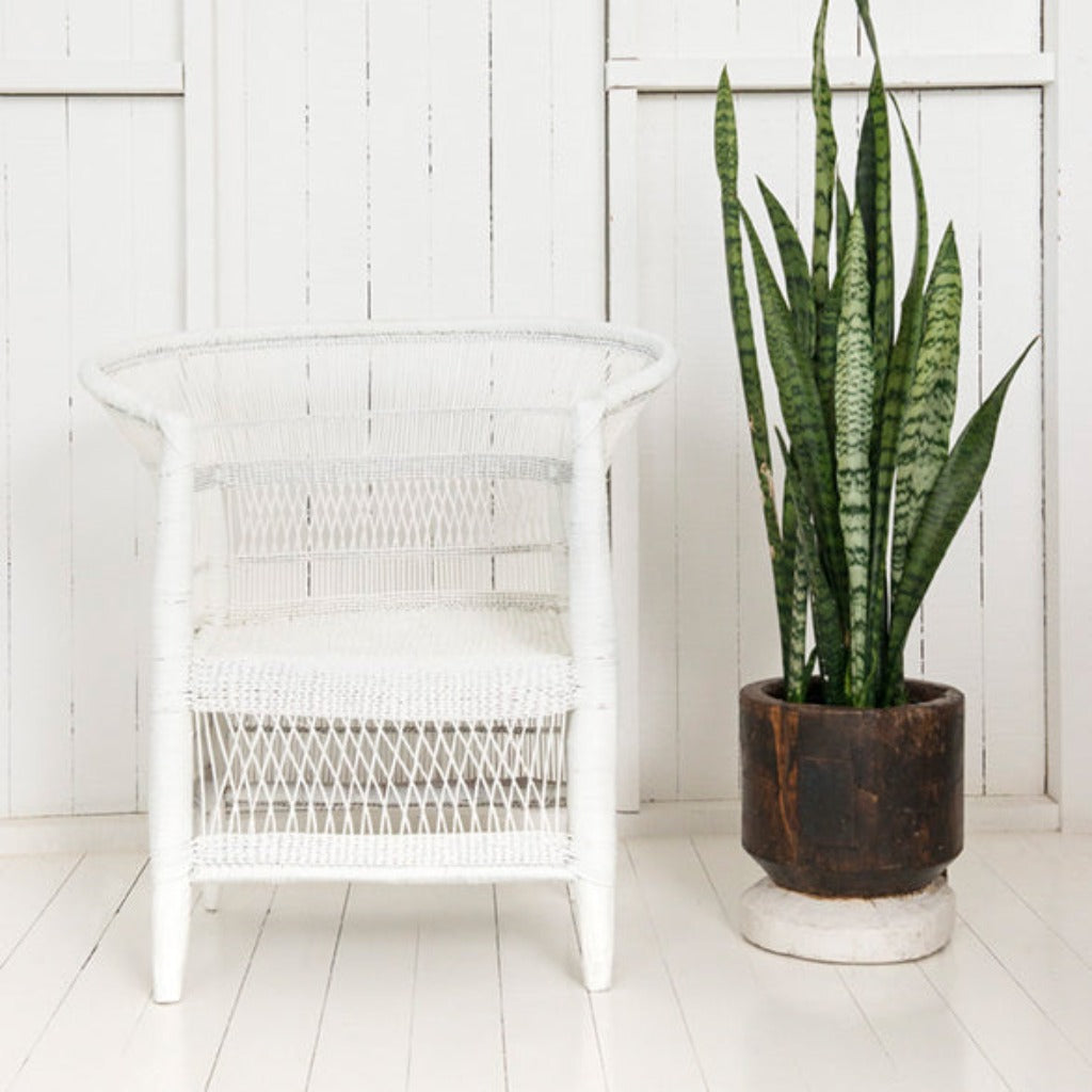 traditional 1-seater white
