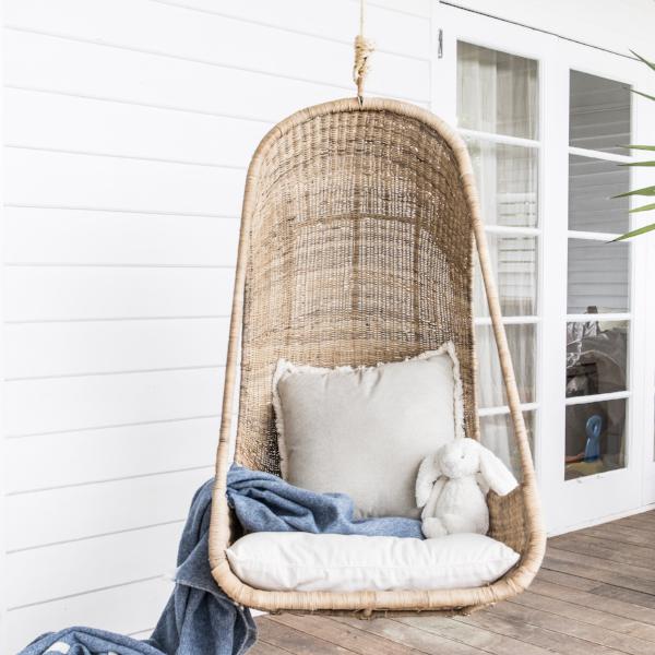 hanging egg chair