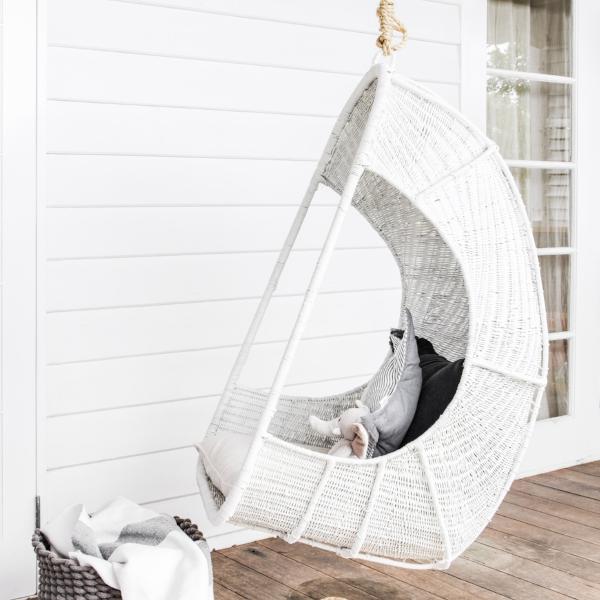 hanging egg chair