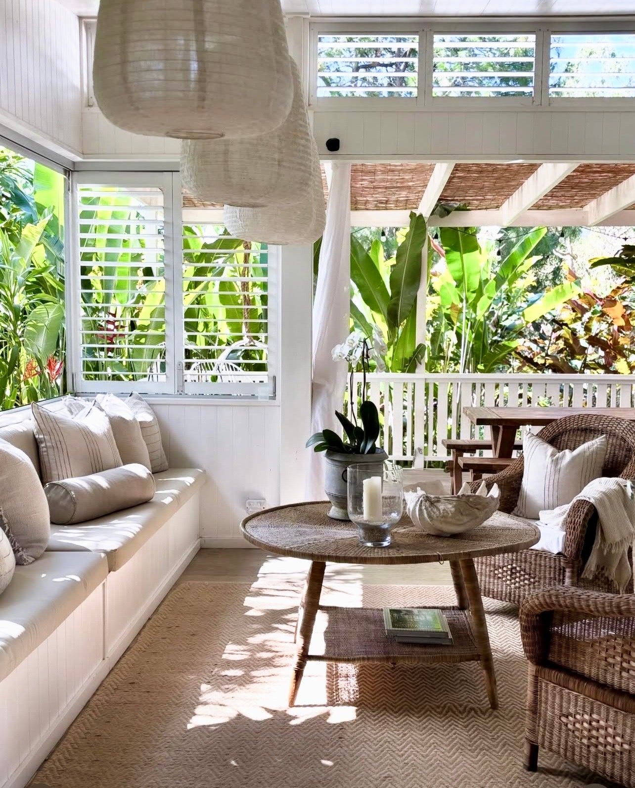 Traditional Cane Alfresco Table