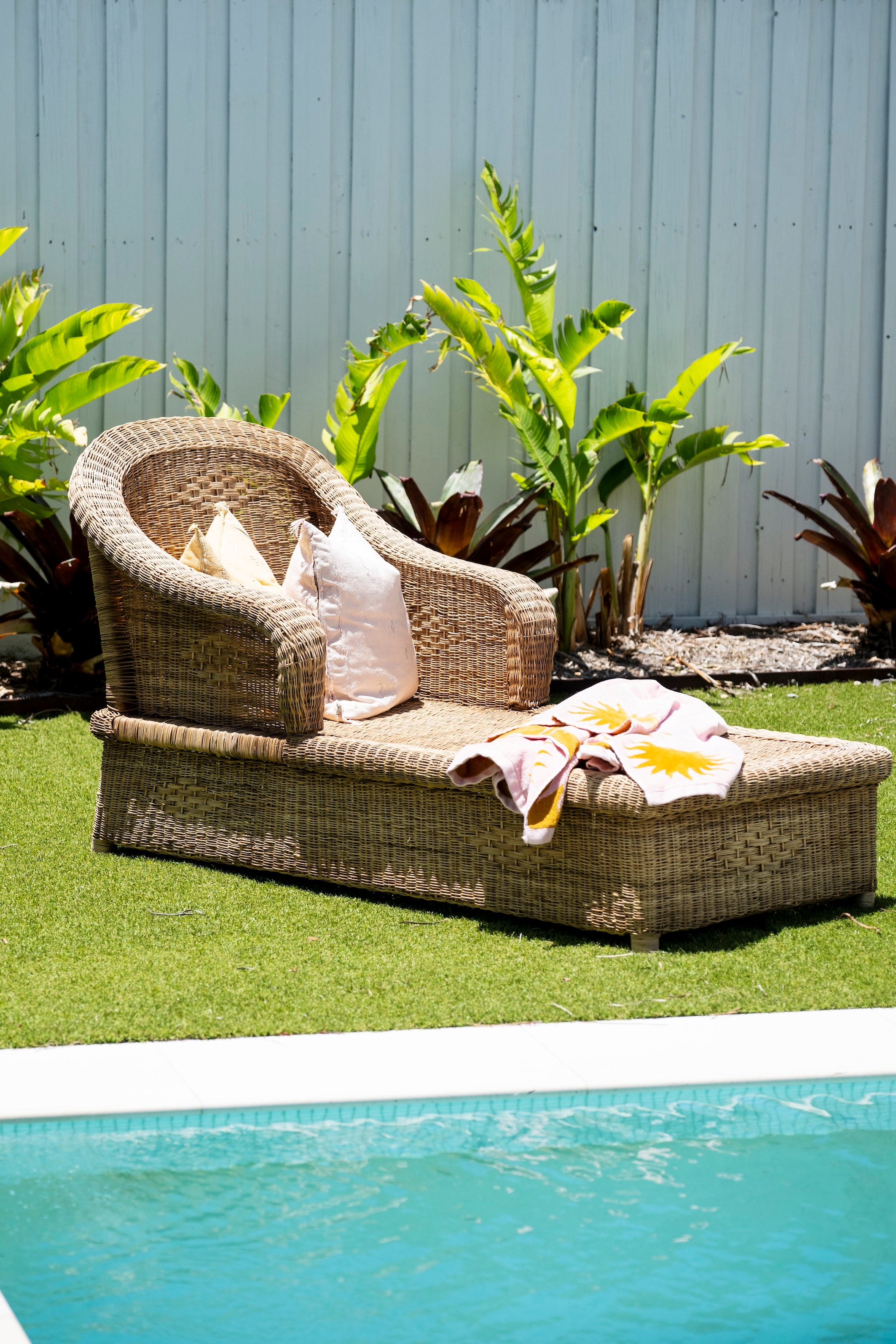 Classic Woven Cane Lounger