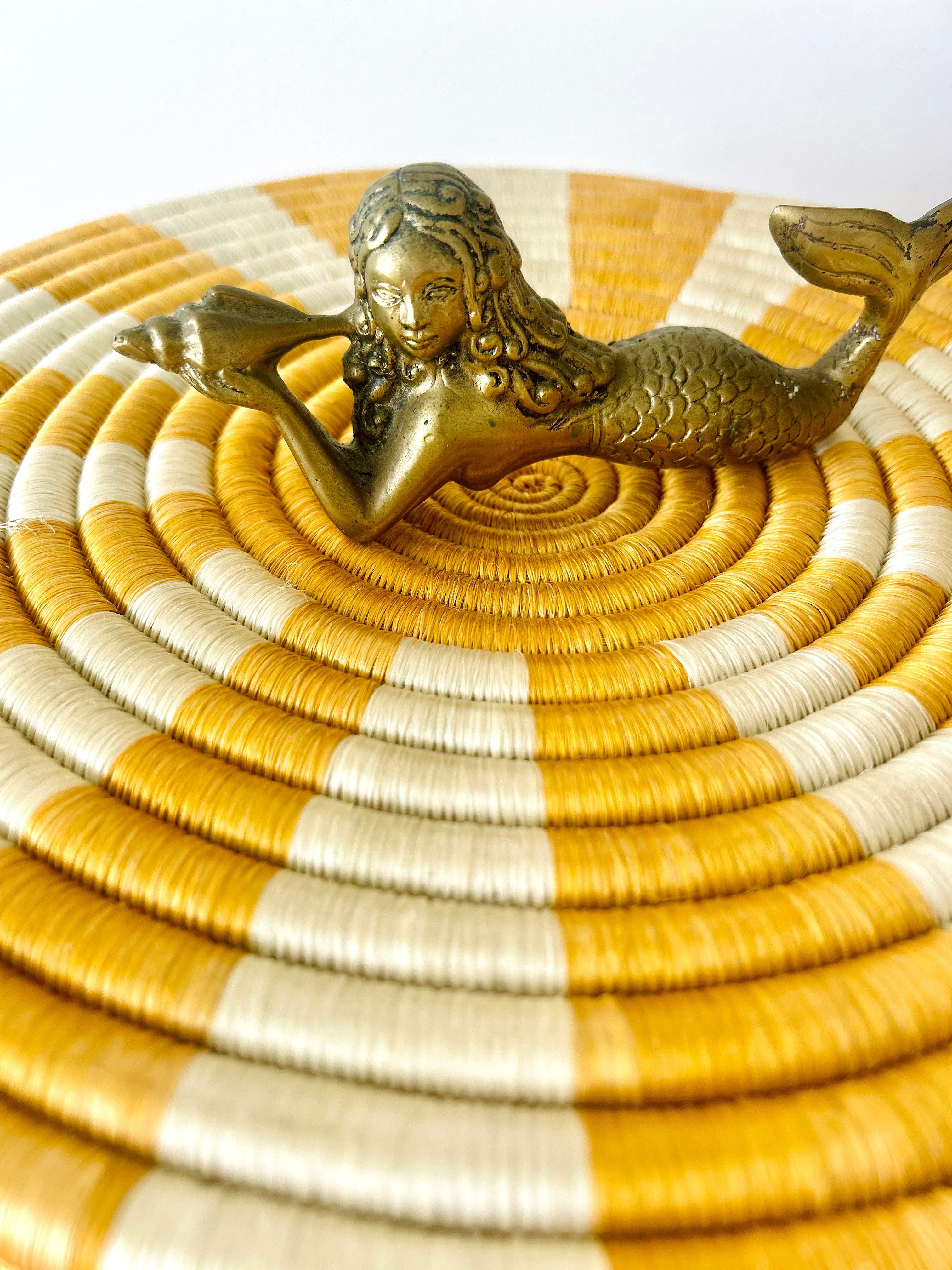 Happy Side | Occasional Tables