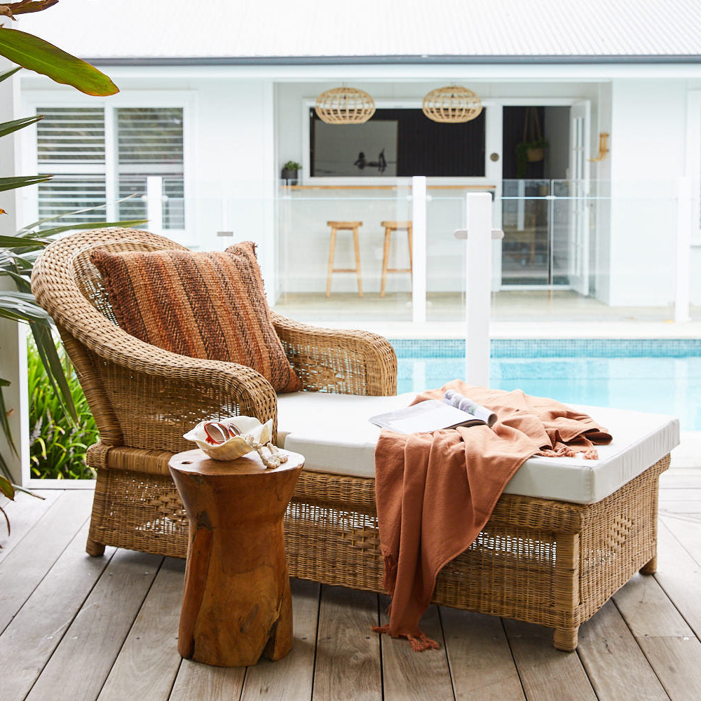 Cane Lounger