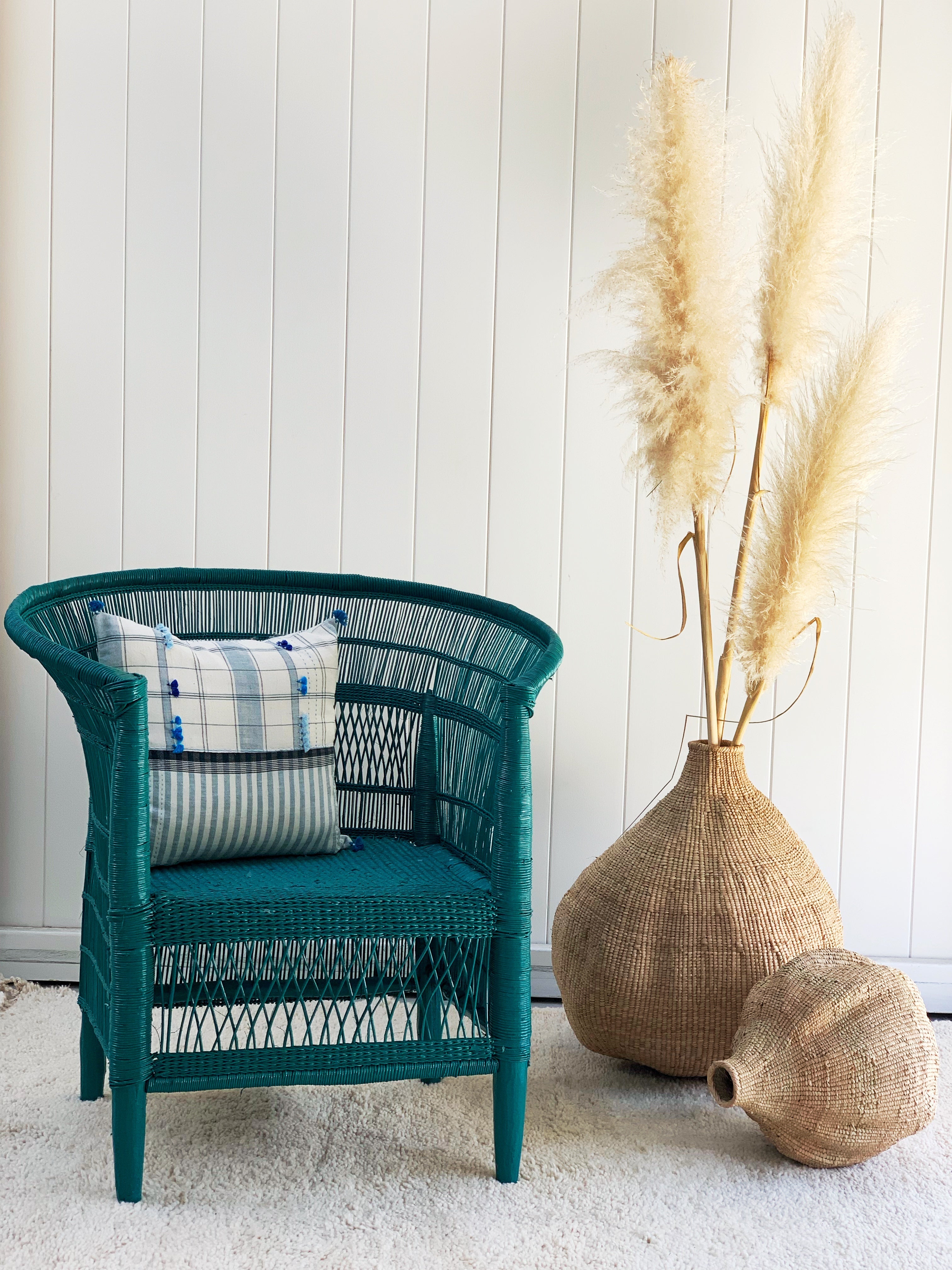 traditional 1-seater turquoise sea
