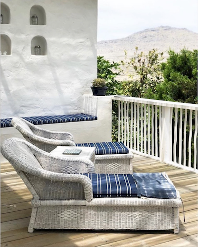 classic lounger white