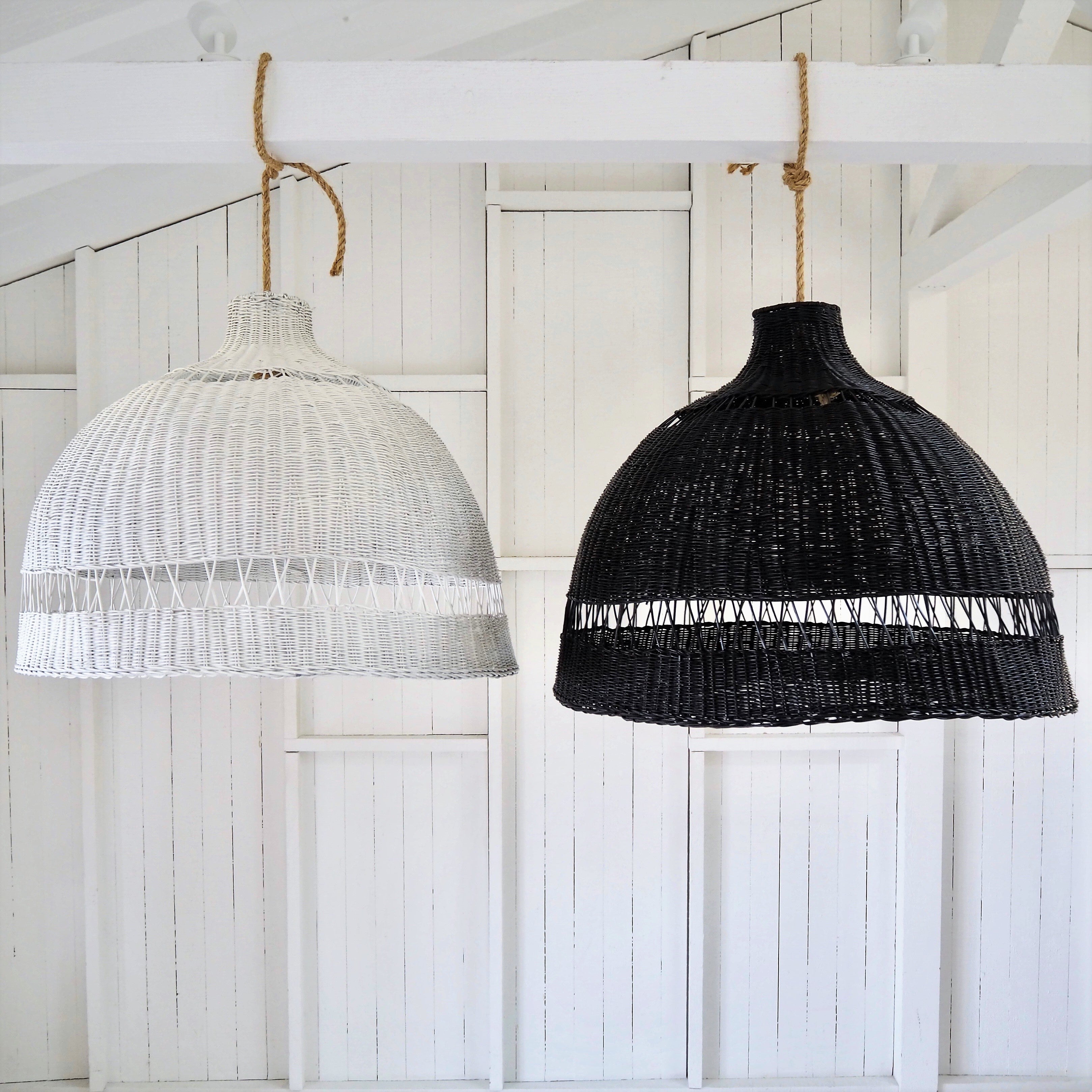 traditional pendant light